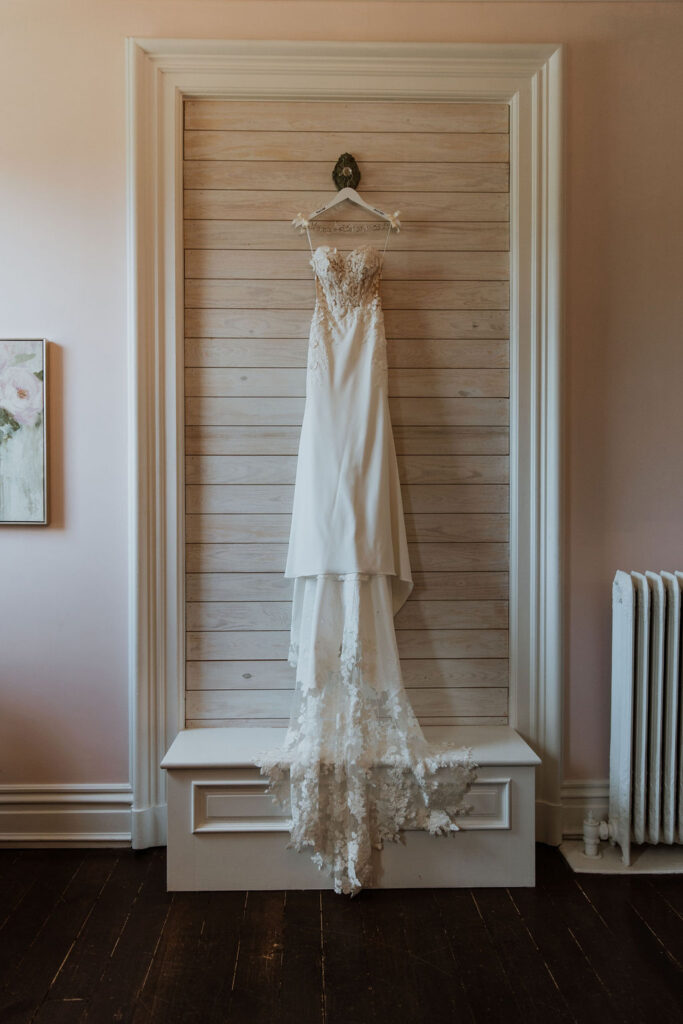 technical Tips for Wedding Dress Photography